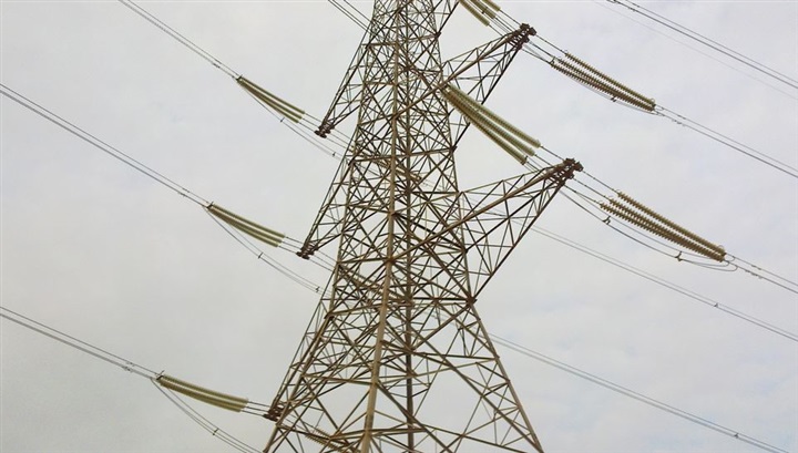 وزير الكهرباء يؤكد على انتظام عملية تحصيل الفواتير ورفع جودة الخدمة