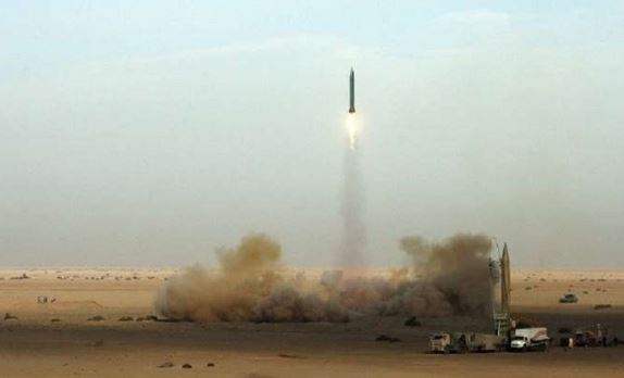 الإعلام الأمريكي: طهران اختبرت صاروخاً باليستياً