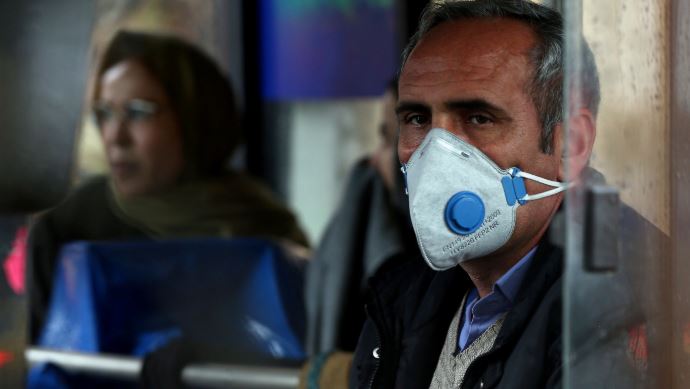 تعلق صلاة الجمعة ببعض المناطق في إيران بعد انتشار فيروس كورونا