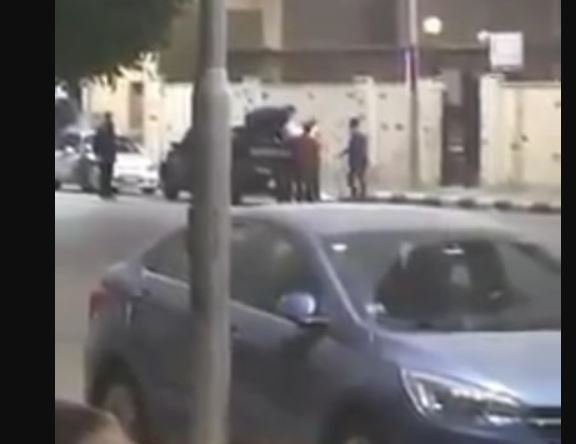 بالفيديو.. نقل جثمان متوفى ثاني بكورونا بسيارة نصف نقل ببورسعيد